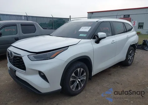 2023 Toyota Highlander Xle из США, поврежденный, VIN 5TDKDRBHXPS027735